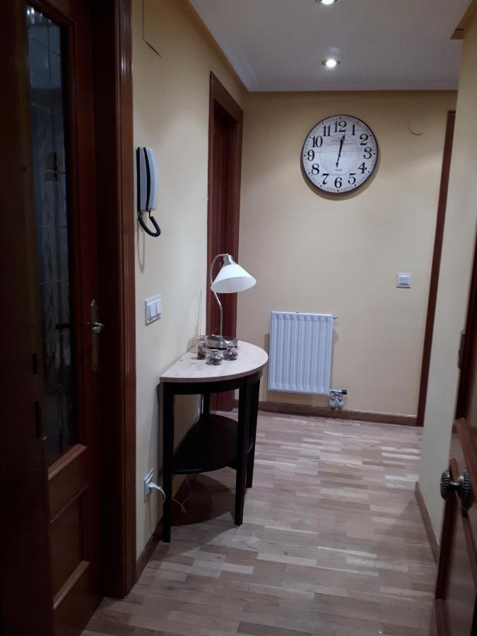 Castelao Apartment Oviedo Exterior photo