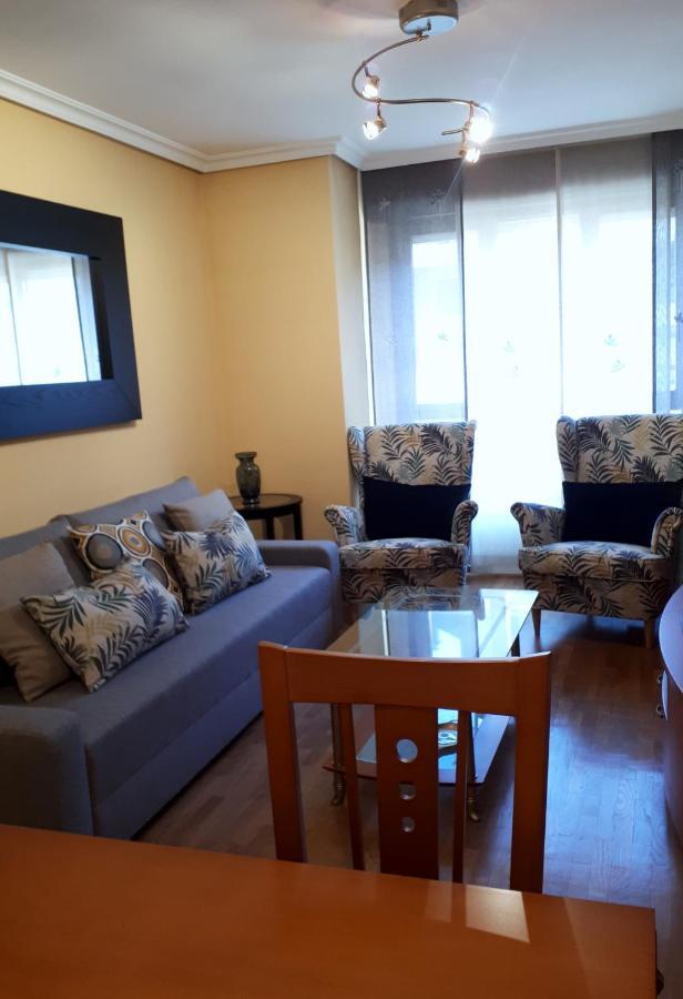 Castelao Apartment Oviedo Exterior photo