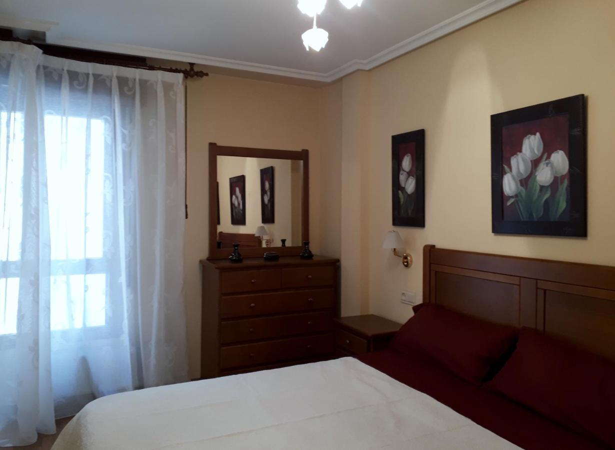 Castelao Apartment Oviedo Exterior photo